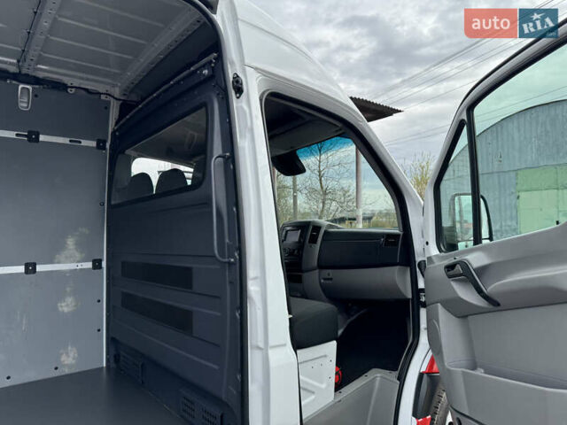 Белый Мерседес Sprinter, объемом двигателя 2.2 л и пробегом 205 тыс. км за 26700 $, фото 34 на Automoto.ua
