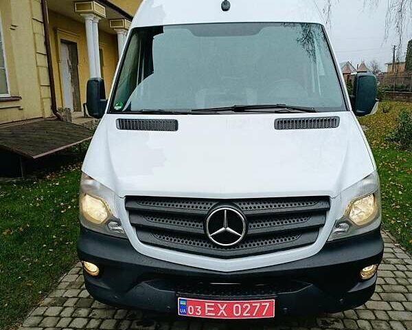 Белый Мерседес Sprinter, объемом двигателя 2.2 л и пробегом 272 тыс. км за 20900 $, фото 2 на Automoto.ua