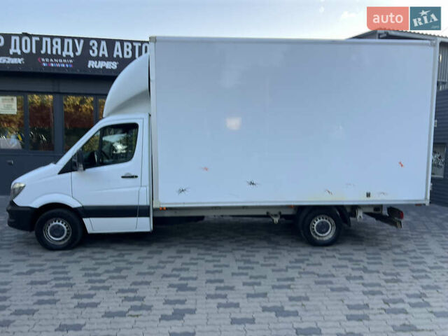 Белый Мерседес Sprinter, объемом двигателя 2.2 л и пробегом 388 тыс. км за 17200 $, фото 9 на Automoto.ua