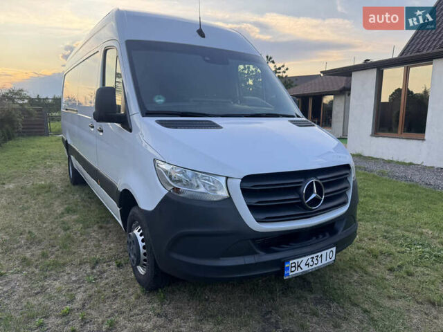 Білий Мерседес Sprinter, об'ємом двигуна 2.2 л та пробігом 259 тис. км за 32800 $, фото 2 на Automoto.ua