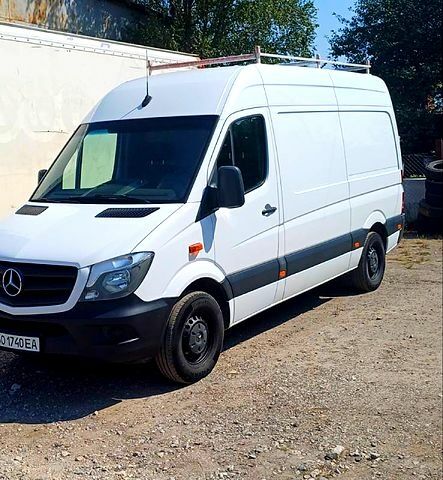 Белый Мерседес Sprinter, объемом двигателя 2.1 л и пробегом 326 тыс. км за 18900 $, фото 1 на Automoto.ua