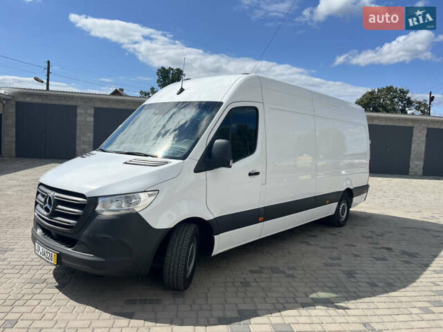 Белый Мерседес Sprinter, объемом двигателя 0 л и пробегом 241 тыс. км за 23200 $, фото 10 на Automoto.ua