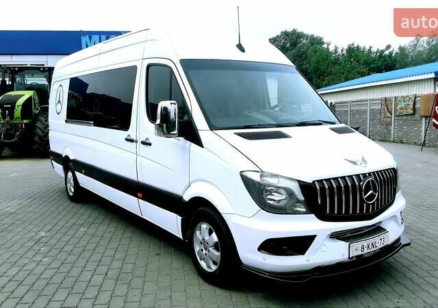 Белый Мерседес Sprinter, объемом двигателя 2.2 л и пробегом 250 тыс. км за 33999 $, фото 6 на Automoto.ua