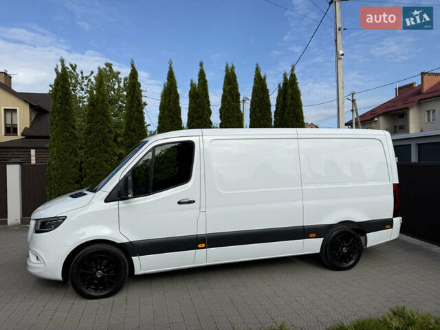 Белый Мерседес Sprinter, объемом двигателя 2.14 л и пробегом 304 тыс. км за 35000 $, фото 4 на Automoto.ua