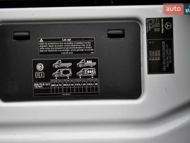 Белый Мерседес Sprinter, объемом двигателя 2.14 л и пробегом 90 тыс. км за 38800 $, фото 55 на Automoto.ua