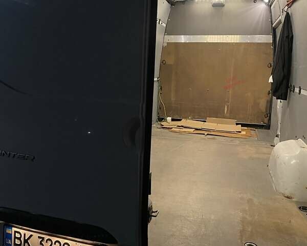 Белый Мерседес Sprinter, объемом двигателя 2.99 л и пробегом 337 тыс. км за 32000 $, фото 16 на Automoto.ua
