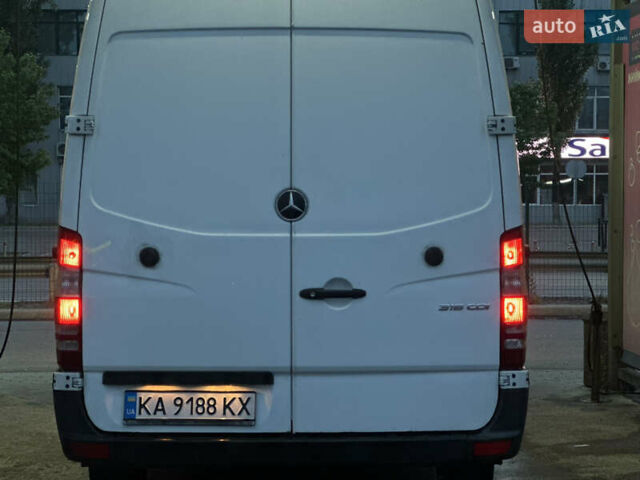 Белый Мерседес Sprinter, объемом двигателя 2.2 л и пробегом 4 тыс. км за 23500 $, фото 42 на Automoto.ua