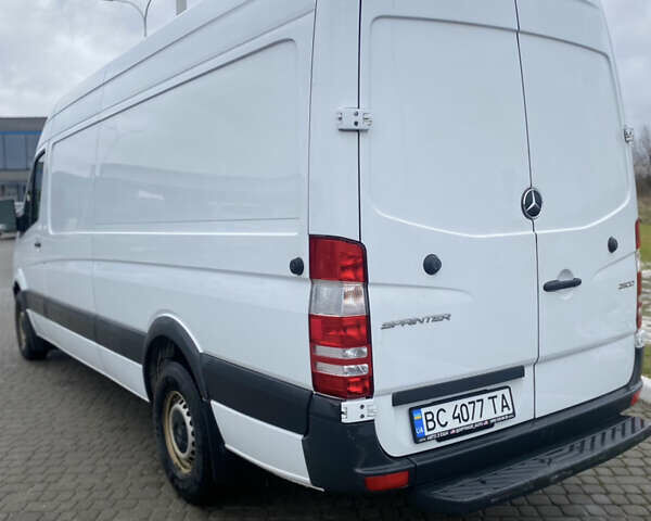 Білий Мерседес Sprinter, об'ємом двигуна 3 л та пробігом 130 тис. км за 28900 $, фото 4 на Automoto.ua