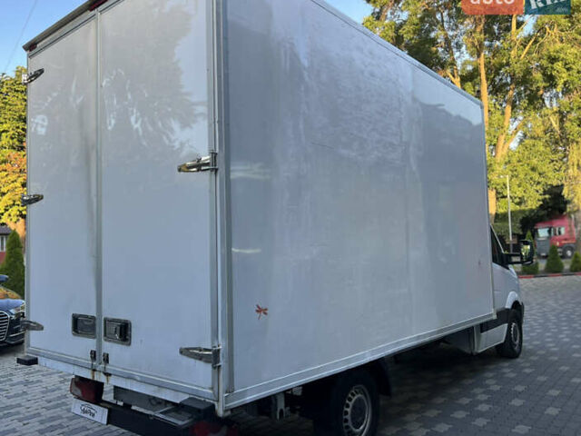 Белый Мерседес Sprinter, объемом двигателя 2.2 л и пробегом 388 тыс. км за 17200 $, фото 4 на Automoto.ua