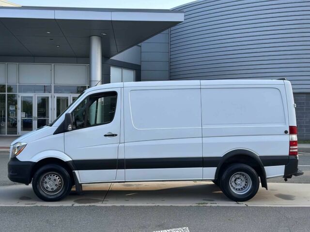Білий Мерседес Sprinter, об'ємом двигуна 3 л та пробігом 83 тис. км за 19000 $, фото 3 на Automoto.ua