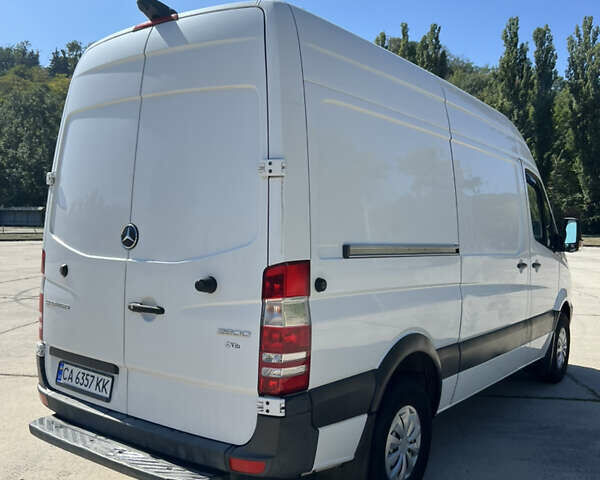 Білий Мерседес Sprinter, об'ємом двигуна 2.99 л та пробігом 160 тис. км за 27000 $, фото 7 на Automoto.ua