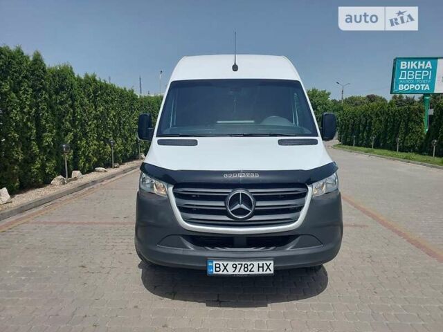 Белый Мерседес Sprinter, объемом двигателя 2.99 л и пробегом 205 тыс. км за 40900 $, фото 1 на Automoto.ua