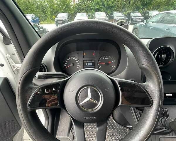 Белый Мерседес Sprinter, объемом двигателя 2.14 л и пробегом 282 тыс. км за 19500 $, фото 11 на Automoto.ua