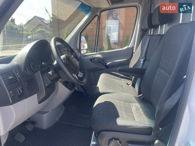 Белый Мерседес Sprinter, объемом двигателя 0 л и пробегом 350 тыс. км за 18000 $, фото 15 на Automoto.ua