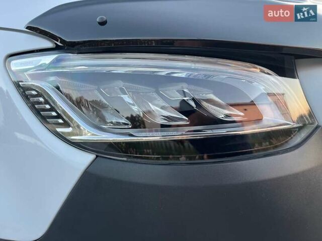 Белый Мерседес Sprinter, объемом двигателя 2.99 л и пробегом 330 тыс. км за 33500 $, фото 15 на Automoto.ua