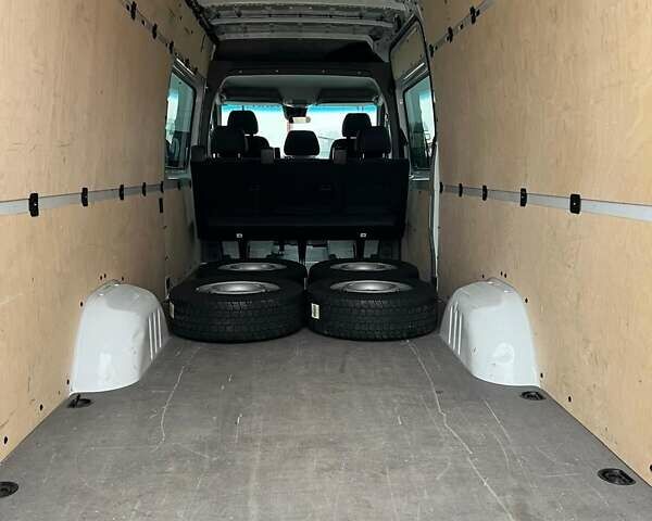 Белый Мерседес Sprinter, объемом двигателя 0 л и пробегом 168 тыс. км за 48757 $, фото 21 на Automoto.ua