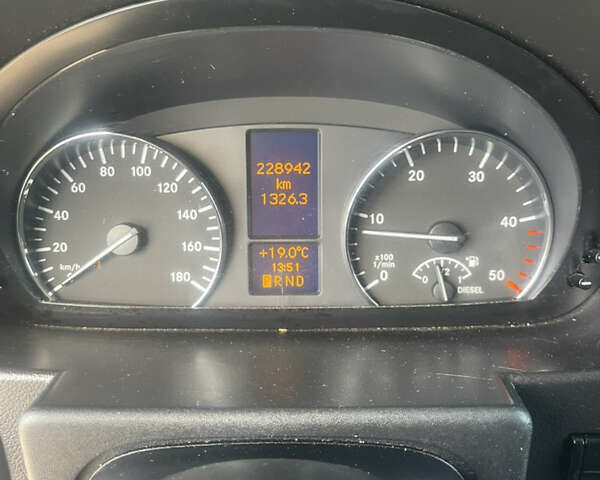 Белый Мерседес Sprinter, объемом двигателя 2.14 л и пробегом 229 тыс. км за 24900 $, фото 19 на Automoto.ua