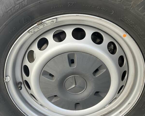 Белый Мерседес Sprinter, объемом двигателя 0 л и пробегом 241 тыс. км за 23200 $, фото 14 на Automoto.ua