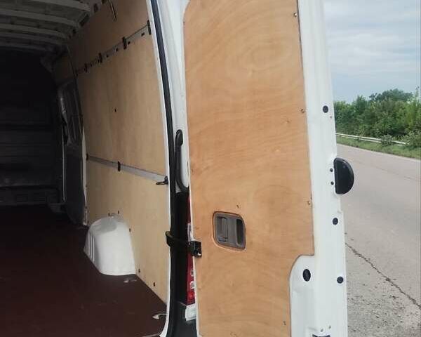 Белый Мерседес Sprinter, объемом двигателя 2.2 л и пробегом 262 тыс. км за 20800 $, фото 26 на Automoto.ua
