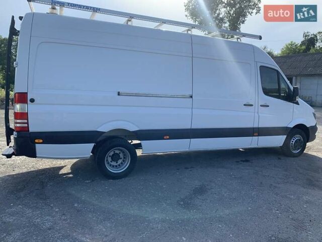 Белый Мерседес Sprinter, объемом двигателя 2.14 л и пробегом 232 тыс. км за 29999 $, фото 2 на Automoto.ua