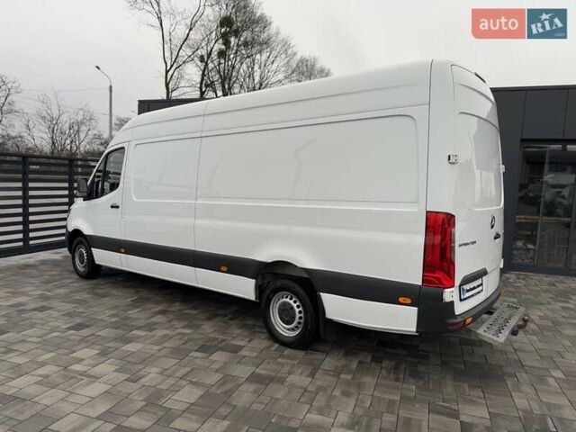 Белый Мерседес Sprinter, объемом двигателя 2.2 л и пробегом 195 тыс. км за 24400 $, фото 12 на Automoto.ua