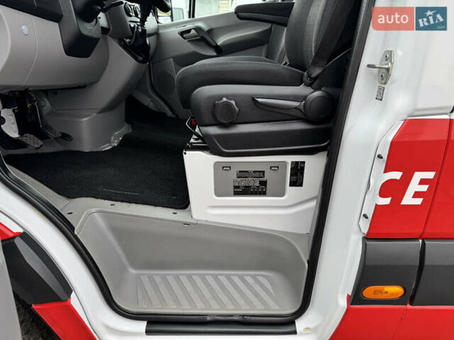 Белый Мерседес Sprinter, объемом двигателя 2.2 л и пробегом 205 тыс. км за 26700 $, фото 16 на Automoto.ua
