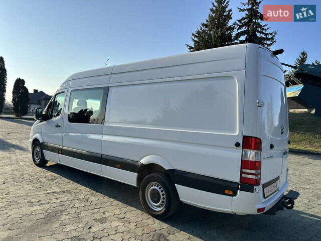 Белый Мерседес Sprinter, объемом двигателя 2.2 л и пробегом 258 тыс. км за 24300 $, фото 9 на Automoto.ua