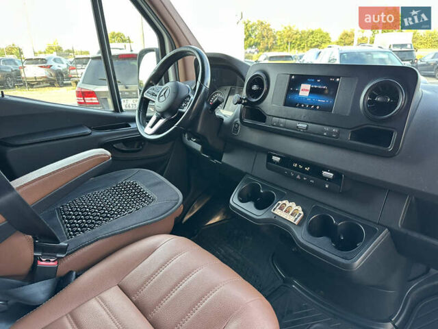 Белый Мерседес Sprinter, объемом двигателя 2.14 л и пробегом 437 тыс. км за 33000 $, фото 14 на Automoto.ua