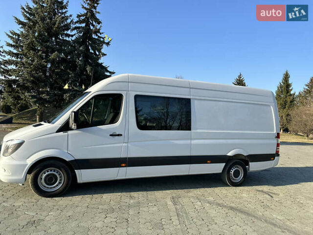 Белый Мерседес Sprinter, объемом двигателя 2.2 л и пробегом 258 тыс. км за 24300 $, фото 7 на Automoto.ua