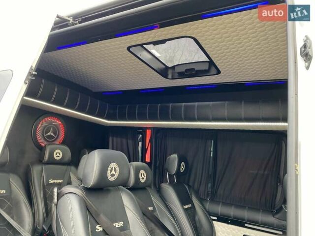 Білий Мерседес Sprinter, об'ємом двигуна 2.14 л та пробігом 368 тис. км за 26750 $, фото 57 на Automoto.ua