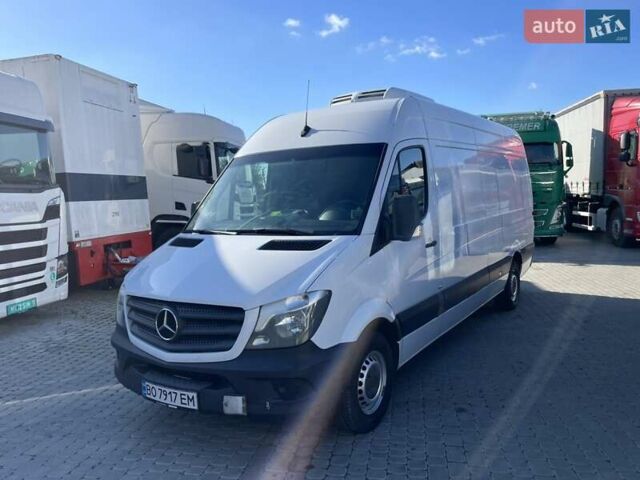 Белый Мерседес Sprinter, объемом двигателя 3 л и пробегом 517 тыс. км за 31800 $, фото 1 на Automoto.ua