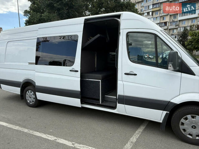 Белый Мерседес Sprinter, объемом двигателя 3 л и пробегом 404 тыс. км за 37000 $, фото 6 на Automoto.ua