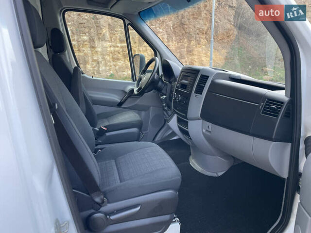 Белый Мерседес Sprinter, объемом двигателя 2.2 л и пробегом 280 тыс. км за 20900 $, фото 35 на Automoto.ua