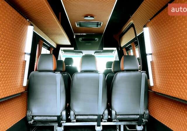 Белый Мерседес Sprinter, объемом двигателя 2.2 л и пробегом 250 тыс. км за 33999 $, фото 11 на Automoto.ua