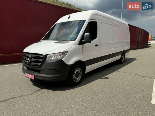 Белый Мерседес Sprinter, объемом двигателя 2.14 л и пробегом 193 тыс. км за 26900 $, фото 10 на Automoto.ua