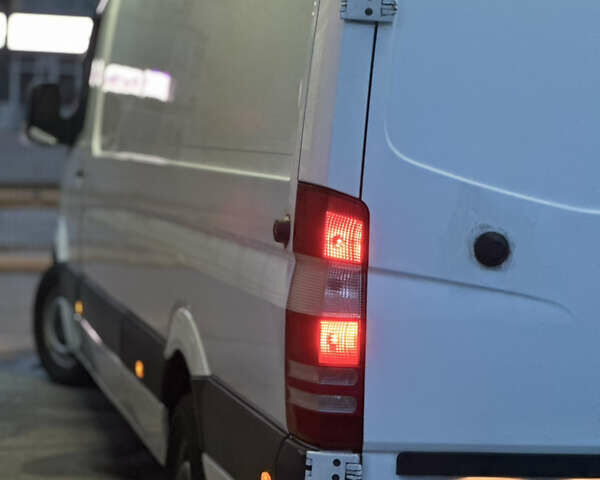 Белый Мерседес Sprinter, объемом двигателя 2.2 л и пробегом 4 тыс. км за 23500 $, фото 38 на Automoto.ua