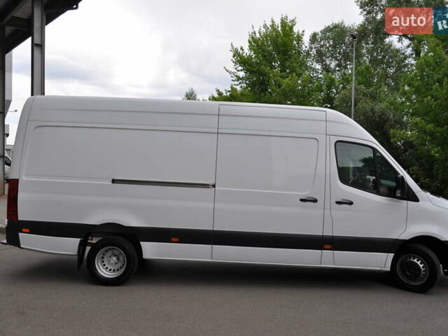Белый Мерседес Sprinter, объемом двигателя 2.14 л и пробегом 90 тыс. км за 38800 $, фото 7 на Automoto.ua