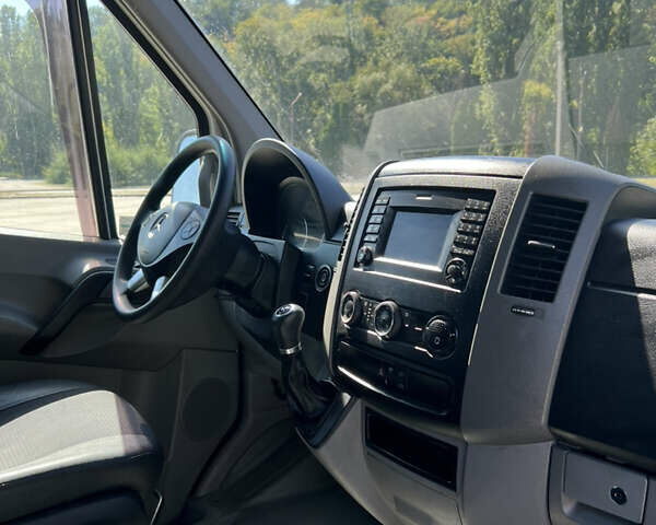 Білий Мерседес Sprinter, об'ємом двигуна 2.99 л та пробігом 160 тис. км за 27000 $, фото 22 на Automoto.ua