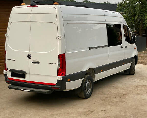 Белый Мерседес Sprinter, объемом двигателя 2.2 л и пробегом 520 тыс. км за 26500 $, фото 11 на Automoto.ua
