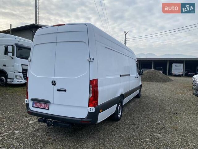 Белый Мерседес Sprinter, объемом двигателя 2.2 л и пробегом 256 тыс. км за 24500 $, фото 17 на Automoto.ua