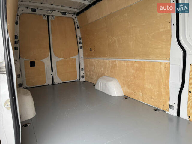 Белый Мерседес Sprinter, объемом двигателя 2.14 л и пробегом 262 тыс. км за 23700 $, фото 29 на Automoto.ua