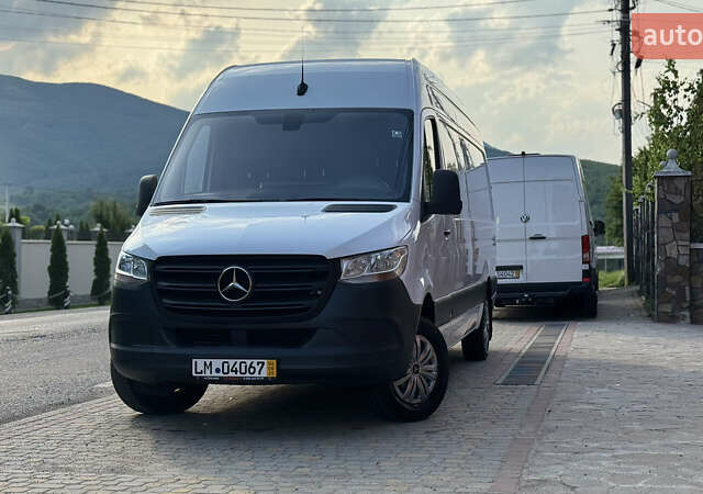 Белый Мерседес Sprinter, объемом двигателя 2.14 л и пробегом 280 тыс. км за 30027 $, фото 14 на Automoto.ua