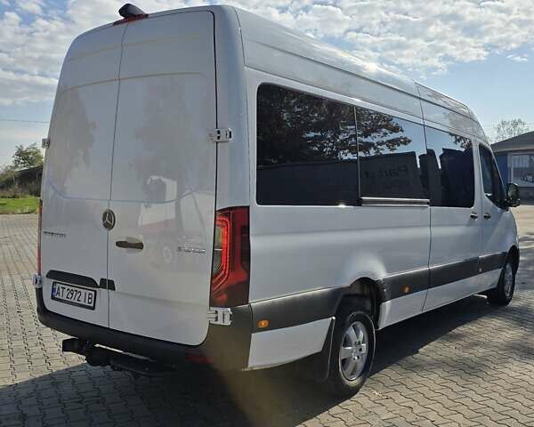 Белый Мерседес Sprinter, объемом двигателя 2.99 л и пробегом 650 тыс. км за 37000 $, фото 12 на Automoto.ua