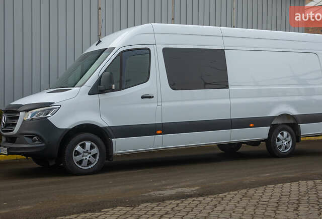 Белый Мерседес Sprinter, объемом двигателя 2.9 л и пробегом 180 тыс. км за 52500 $, фото 5 на Automoto.ua