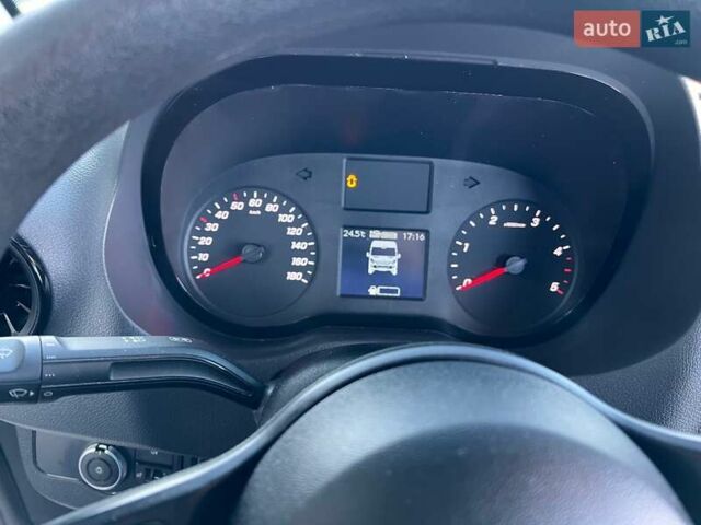 Белый Мерседес Sprinter, объемом двигателя 2.14 л и пробегом 690 тыс. км за 26000 $, фото 36 на Automoto.ua