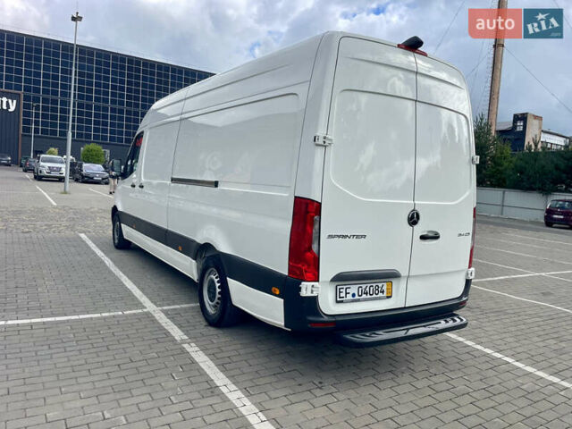 Белый Мерседес Sprinter, объемом двигателя 2.2 л и пробегом 155 тыс. км за 26500 $, фото 8 на Automoto.ua