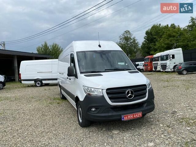 Белый Мерседес Sprinter, объемом двигателя 2.2 л и пробегом 156 тыс. км за 23850 $, фото 21 на Automoto.ua