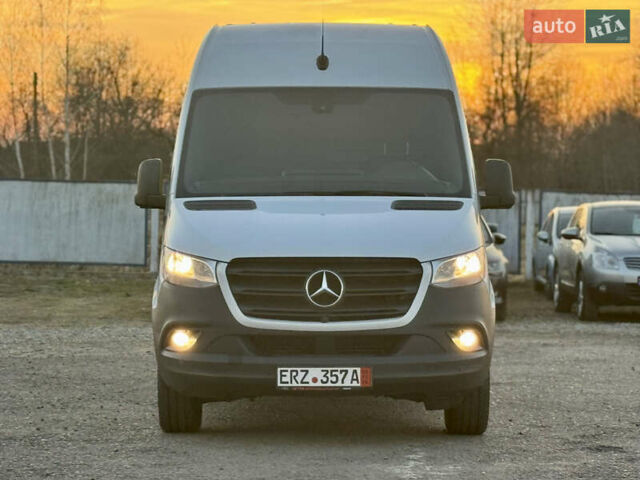 Белый Мерседес Sprinter, объемом двигателя 2.14 л и пробегом 240 тыс. км за 27900 $, фото 5 на Automoto.ua