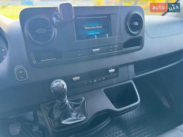Білий Мерседес Sprinter, об'ємом двигуна 3 л та пробігом 488 тис. км за 47036 $, фото 2 на Automoto.ua
