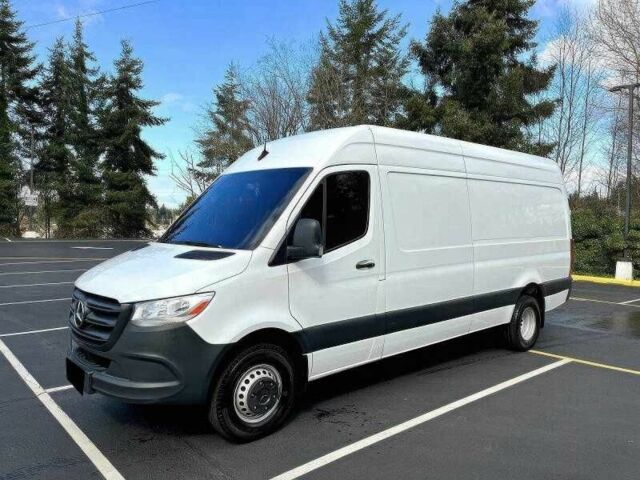 Білий Мерседес Sprinter, об'ємом двигуна 3 л та пробігом 120 тис. км за 13500 $, фото 1 на Automoto.ua